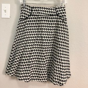 Mata Traders houndstooth skirt size XS